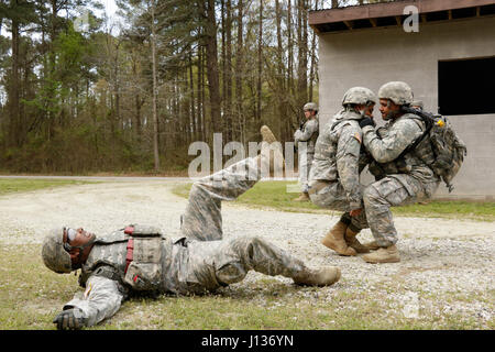 Soldiers from the 612 Movement Control Team, 53rd Transportation ...