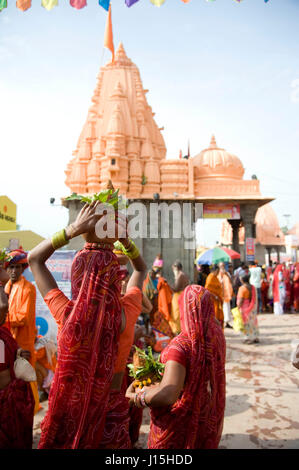 Pilgrims at kumbh mela, ujjain, madhya pradesh, india, asia Stock Photo