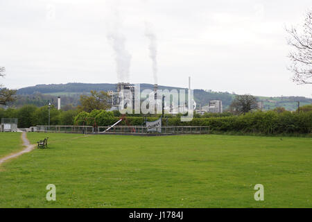 MDF and chipboard factory in Chirk North East Wales owned by the Austrian company Kronospan. Credit: David Pimborough/Alamy Stock Photo