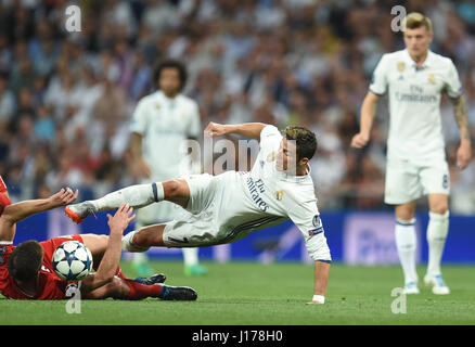 Ronaldo shirt in Real Madrid official shop in Bernabeu Stadium, Spain Stock  Photo - Alamy