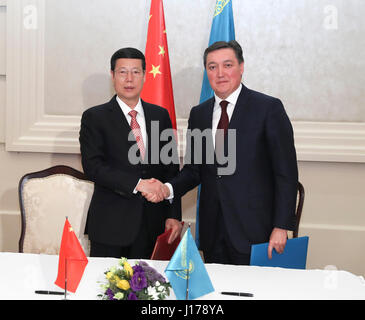 Astana, Kazakhstan. 18th Apr, 2017. Chinese Vice Premier Zhang Gaoli shakes hands with Kazakhstan First Deputy Prime Minister Askar Mamin after the eighth meeting of China-Kazakhstan Cooperation Committee in Astana, Kazakhstan, April 18, 2017. Credit: Pang Xinglei/Xinhua/Alamy Live News Stock Photo