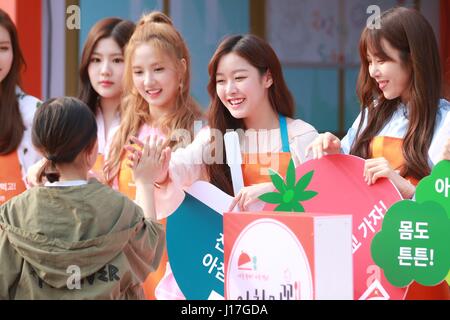 gugudan attends charity conference in Seoul, Korea on 18th April, 2017.(China and Korea Rights Out) Stock Photo