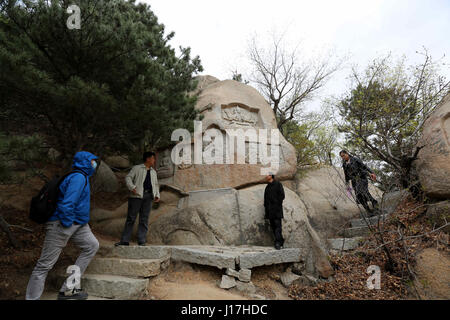 Fuxin, China. 18th Apr, 2017. Buddhist cliff carvings at Haitang Mountain in Fuxin, northeast China's Liaoning Province, April 18th, 2017. More than 260 carvings of Buddha can be seen at the Haitang Mountain. Credit: SIPA Asia/ZUMA Wire/Alamy Live News Stock Photo