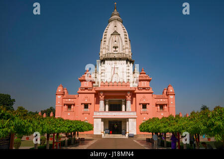 Shri Kashi Vishwanath Temple, BHU, Shri Vishwanath Mandir, Vishwanath Mandir, Vishwanath Temple, New Vishwanath Temple, Birla Temple, Banaras, Benaras, Varanasi, Uttar Pradesh, India, Asia Stock Photo