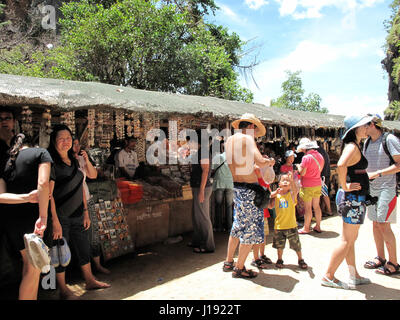 Souvenirs shop in James Bond Island 007 (Koh Tapu) Phang Nga Bay Thailand. Khao Phing Kan. Khao Phing Kan consists of two forest-covered islands with  Stock Photo