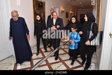 Cairo, Egypt. 19th Apr, 2017. Egyptian President Abdel Fattah al-Sisi, meets with the martyr Ahmed Salah Eddin Malik, in Cairo, Egypt, on April 19, 2017 Credit: Egyptian President Office/APA Images/ZUMA Wire/Alamy Live News Stock Photo