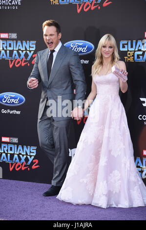 Chris Pratt and Anna Faris at the Los Angeles premiere of 'Guardians Of ...