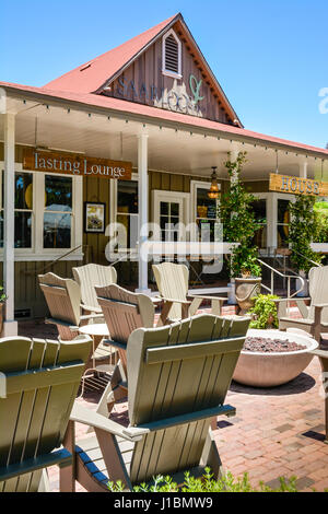 Entrance to the Saarloos Family Farming Operation & Vineyard & Wine store & tasting room complex in Los Olivos, CA, Stock Photo