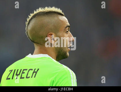 Gelsenkirchen, Germany. 20th Apr, 2017. UEFA Europa League, semifinals 2nd leg, FC Schalke 04 vs Ajax Amsterdam: Hakim Ziyech (Ajax). Credit: Juergen Schwarz/Alamy Live News Stock Photo