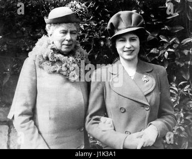 File Photo. 21st Apr, 2017. Britain's QUEEN ELIZABETH, the world's oldest and longest-reigning monarch, celebrates her 91st birthday. Pictured: Mar. 03, 1953 - Condition of Queen Mary becomes much graver. Attends Princess Elizabeth's 18th. Birthday celebrations. Photo shows Queen Mary seen with her granddaughter Queen Elizabeth II when the latter celebrated her 18th birthday. (Credit Image: © Keystone Press Agency/Keystone USA via ZUMAPRESS.com) Stock Photo