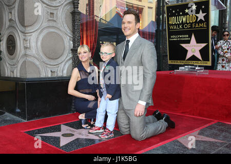 Hollywood, Ca. 21st Apr, 2017. Anna Faris, Jack Pratt and Chris Pratt at the Chris Pratt Star On The Hollywood Walk Of Fame Ceremony on April 21, 2017 in Hollywood, California. Credit: Fs/Media Punch/Alamy Live News Stock Photo