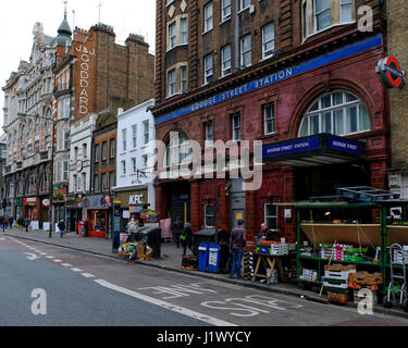 Goodge Street Underground Station, Northern Line Platform, London Stock ...