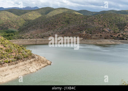 The Calitzdorp Dam and dam wall as seen from the viewpoint Stock Photo