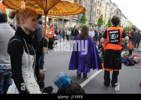 Thousands of left wing militants protest May Day neo-nazi march, in Berlin-Prenzlauerberg Stock Photo