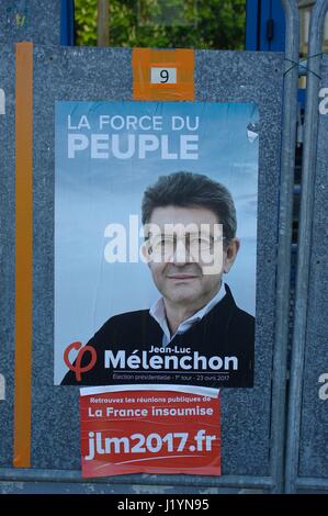 Le Vieux-Marche, Brittany, France. 22nd April, 2017. Candidates are displayed outside quiet polling stations ahead of France's big election day. Credit: Luke Peters/Alamy Live News Stock Photo