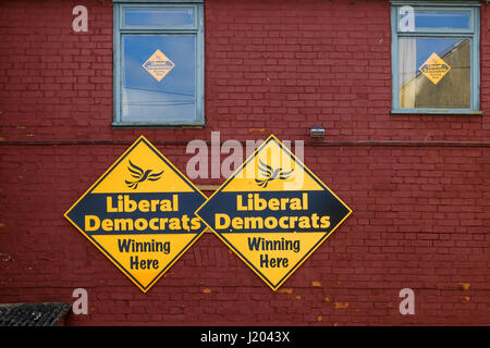 Chippenham, UK, 23rd April, 2017. Liberal Democrats campaign signs are pictured on the outside of the North Wiltshire Liberal Democrat office bulding in Chippenham,Wiltshire. In the 2015 General Election the Chippenham constituency seat was won from the Liberal Democrats by Michelle Donelan from the Conservative party who won with a Majority of 10,076. Stock Photo