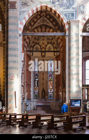 VERONA, ITALY - MARCH 27, 2017: nave and chapel in chiesa di Sant Anastasia in Verona city. Sant Anastasia is a church of the Dominican Order in Veron Stock Photo