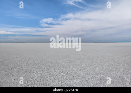 Dry Salar de Uyuni salt flat - Potosi Department, Bolivia Stock Photo