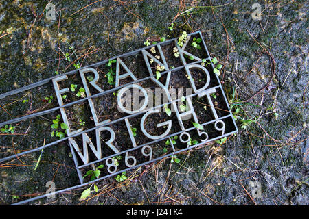 The original grave of American architect Frank Lloyd Wright, in the Unity Chapel Cemetery, Wyoming, Wisconsin. His remains were later moved to Arizona Stock Photo