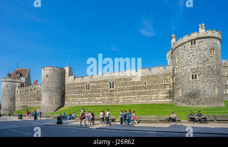 United Kingdom, England, Berkshire, Windsor Castle, view of the Lower Ward and Salisbury Tower Stock Photo