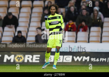 Huddersfield Town's Isaiah Brown celebrates scoring their first goal during the Sky Bet Championship match at Molineux Stadium, Wolverhampton. Stock Photo