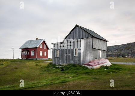 Norway, Finnmark, Båtsfjord kommune, Old houses in Hamningberg, have been inhabited only in summer since the 1960s. Stock Photo