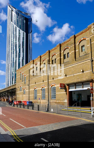 Elephant & Castle rail station Stock Photo