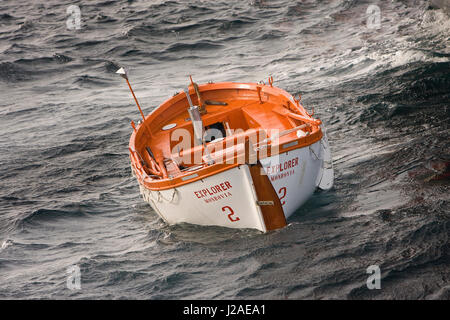 Ms society explorer hi-res stock photography and images - Alamy