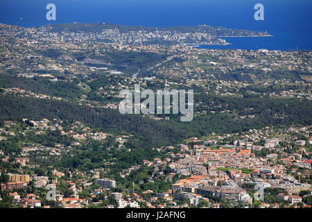 vue aerienne de Vence, pays Vencois et valle du Loup, Alpes-Maritimes, 06, Cote d'Azur, PACA, France Stock Photo