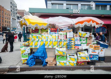 A fruit and vegetable stand in the Chelsea neighborhood of New York on Friday, April 21, 2017.  (© Richard B. Levine) Stock Photo