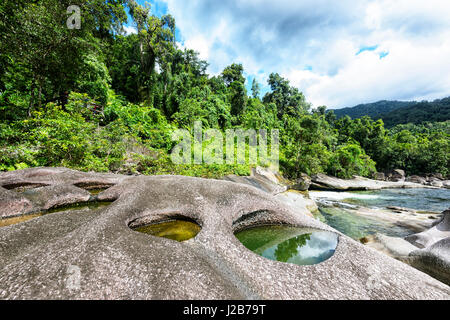 Babinda Boulders, a scenic popular tourist attraction and swimming spot, near Cairns, Queensland, QLD, Australia Stock Photo