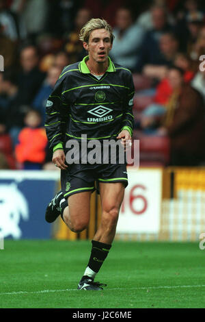 VIDAR RISETH GLASGOW CELTIC FC 05 October 1998 Stock Photo