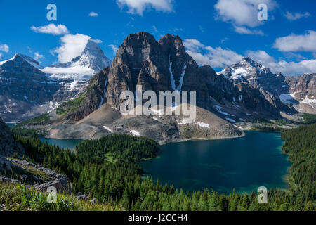 Mt. Assiniboine, Mount Magog and Sunburst Peak as seen from the Nublet Stock Photo