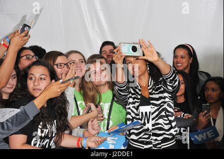 Inglewood, California, USA. 27th Apr, 2017. Alicia Keys at arrivals for WE Day California Youth Empowerment Event, The Forum, Inglewood, CA April 27, 2017. Credit: Elizabeth Goodenough/Everett Collection/Alamy Live News Stock Photo