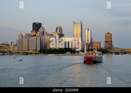 USA, Pennsylvania, Pittsburgh. Gateway Clipper Fleet ...