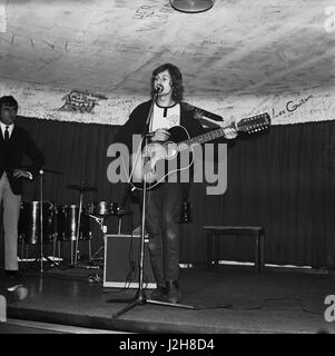 French singer Michel Polnareff on the stage of the Golf-Drouot in Paris.  November 1965 Photo André Crudo Stock Photo