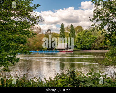 Battersea Park in the Borough of Wandsworth, South bank of the River Thames, London, UK. Stock Photo