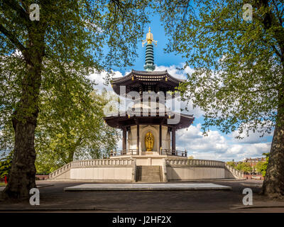 Peace Pagoda, Battersea Park in the Borough of Wandsworth,  London, UK. Stock Photo