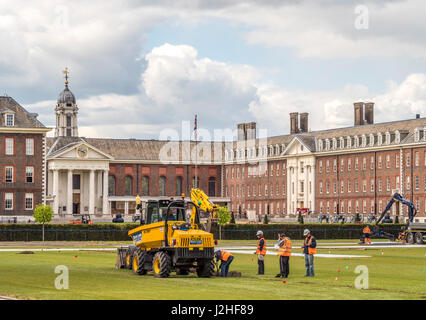 Preparations for the Chelsea Flower Show at the Royal Hospital Chelsea, London, UK. Stock Photo