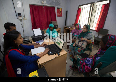 Ponabalia Union Information and Service Centre (UISC) equipped with computer, laptop, printer, multimedia projector, digital camera, webcam and solar  Stock Photo