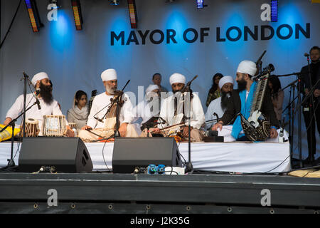London, UK. 29th April, 2017. London Mayor Sadiq Khan brings Vaisakhi Celebration to Trafalgar Square in London this celebrates Sikh culture and heritage. There were food stalls, music and dancers on stage, children's activities and Sikh artists. It returns to the square after two years of being held at City Hall Credit: Keith Larby/Alamy Live News Stock Photo