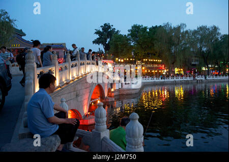 China, Beijing, Xicheng district, nightlife around the Silver bar bridge between the Houhai lake and the Qianhai lake Stock Photo