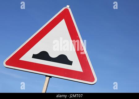 bumpy road sign images