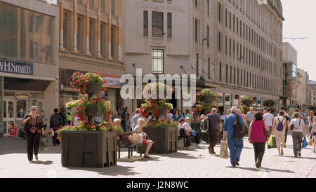 Glasgow shopping sunny street scenes Argyle Street Stock Photo