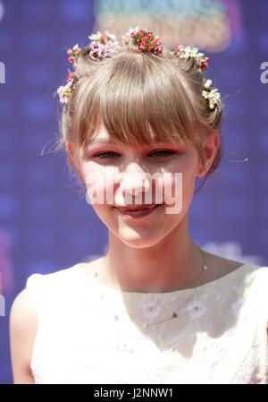 Los Angeles, CA, USA. 29th Apr, 2017. Grace VanderWaal at arrivals for Radio Disney Music Awards - ARRIVALS, Microsoft Theater, Los Angeles, CA April 29, 2017. Credit: JA/Everett Collection/Alamy Live News Stock Photo