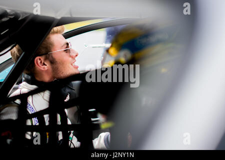 Corby, Northamptonshire, UK. 30th April, 2017. British GT racing driver Seb Morris and Team Parker Ltd before the British GT Championship at Rockingham Motor Speedway (Photo by Gergo Toth / Alamy Live News) Stock Photo