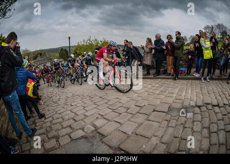 Shibden Wall, Halifax, UK. 30th Apr, 2017. Tour de Yorkshire cycle race on Shibden Wall, Halifax, UK Credit: STEPHEN FLEMING/Alamy Live News Stock Photo