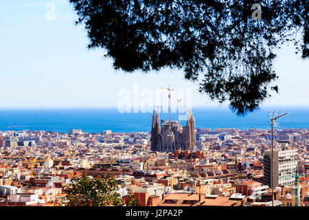 Gaudi's La Sagrada Familia basillica and Barcelona skyline from Park Guell, Barcelona, Catalunya, Spain Stock Photo