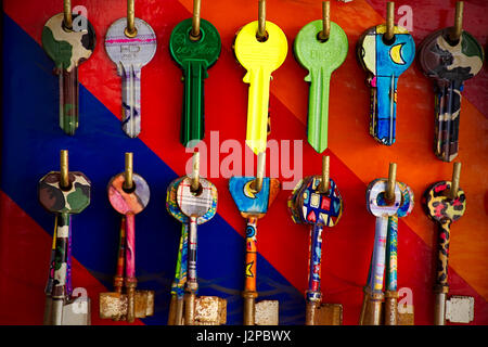 Board full of keys hi-res stock photography and images - Alamy