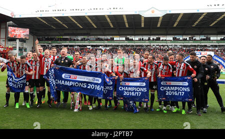 Sheffield United celebrate winning the league after during the Sky Bet League One match at Bramall Lane, Sheffield. Stock Photo